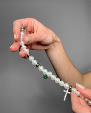 Load image into Gallery viewer, PEARL CROSS NECKLACE